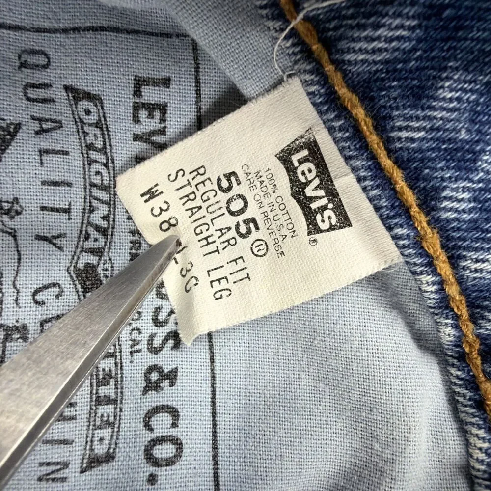 Vintage 1991 Levi's 505 Denim Jeans Men's Size 36x30 Black Bat Wing Made in USA
